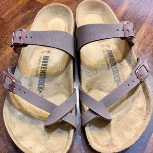 Birkenstock’s Size 38
